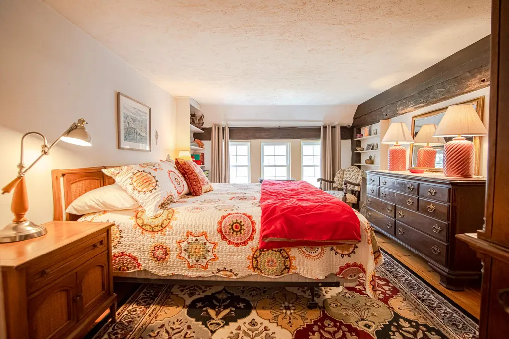 26 Middleton Road Wolfeboro NH 03894