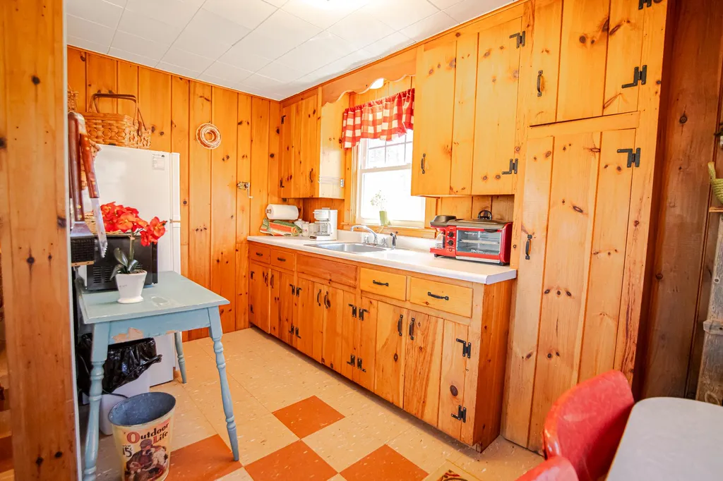 26 Middleton Road Wolfeboro NH 03894