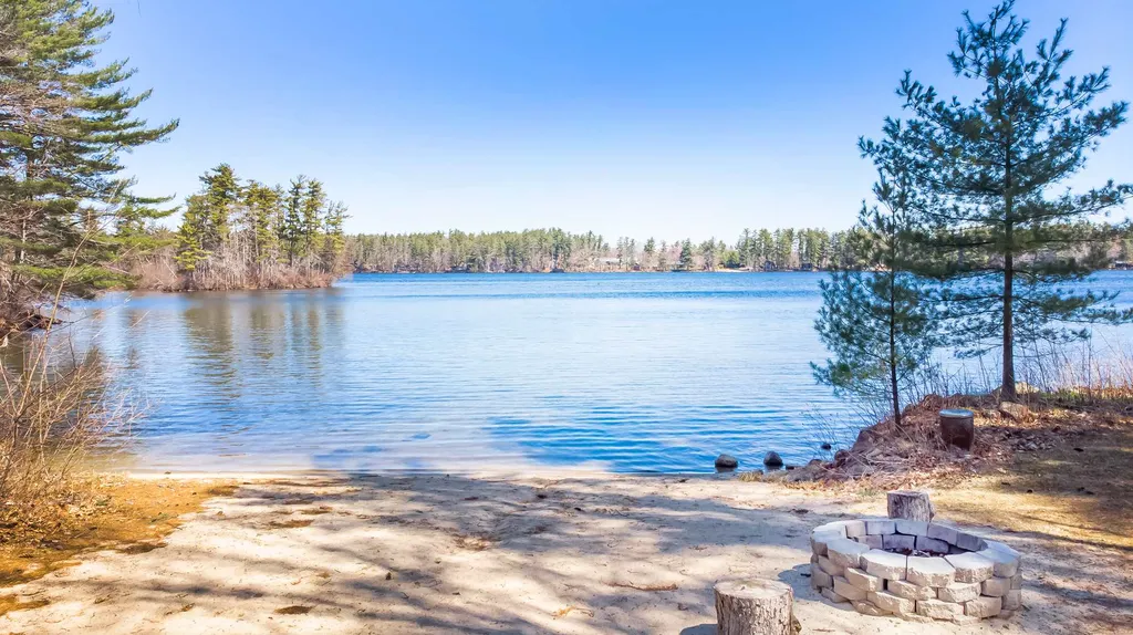 26 Middleton Road Wolfeboro NH 03894