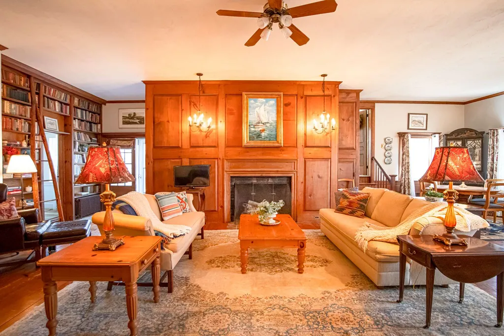 26 Middleton Road Wolfeboro NH 03894