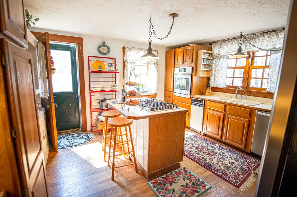 26 Middleton Road Wolfeboro NH 03894