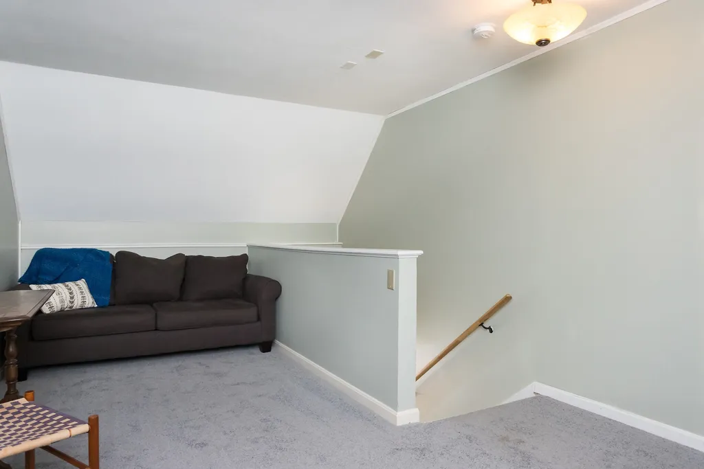 36 Washington Drive Raymond NH 03077