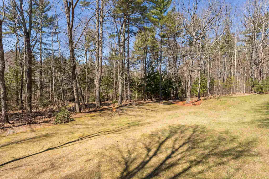 36 Washington Drive Raymond NH 03077