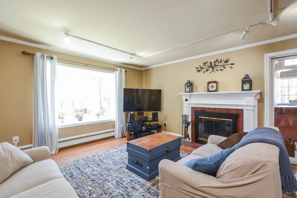 278 Captain Clark Highway Wilton NH 03086