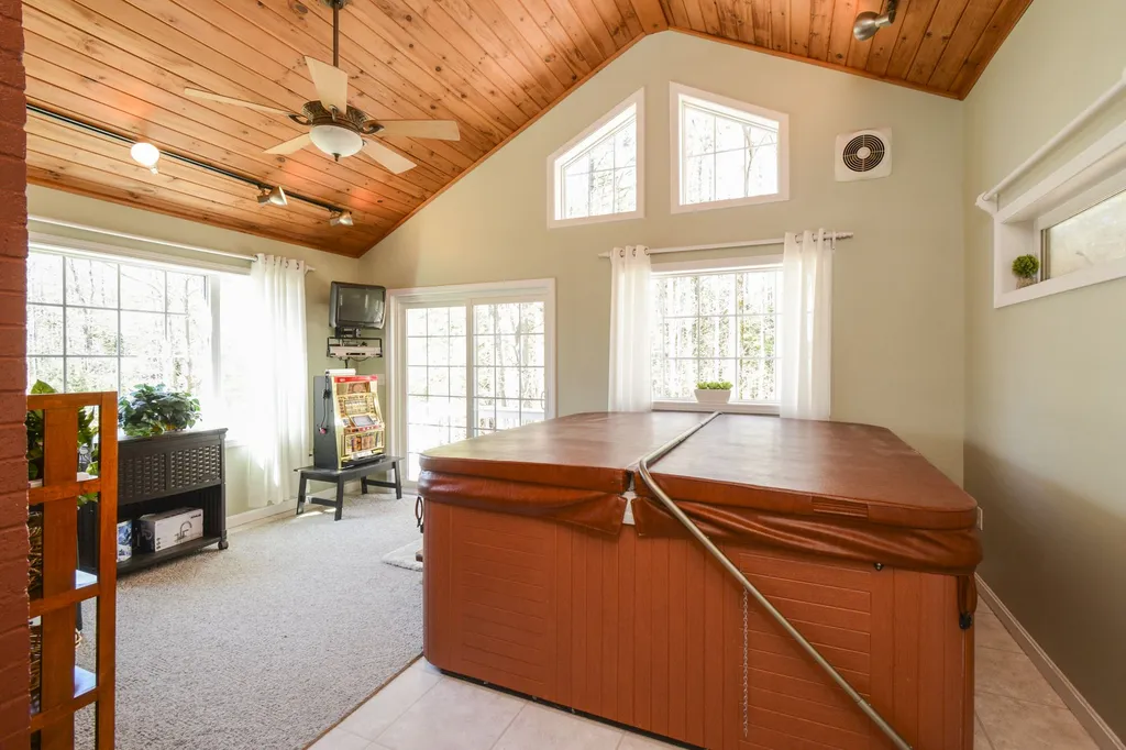 278 Captain Clark Highway Wilton NH 03086