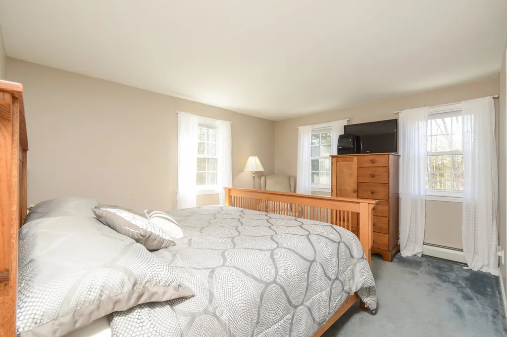 278 Captain Clark Highway Wilton NH 03086