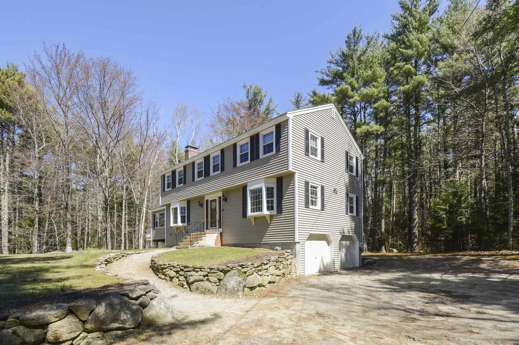 278 Captain Clark Highway Wilton NH 03086