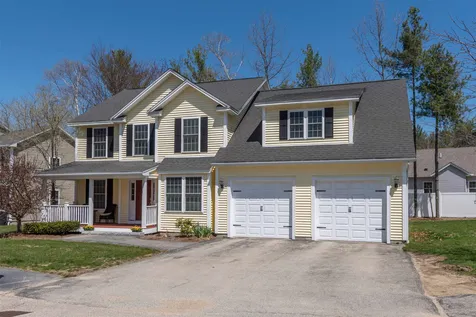 2 Lowther Place Nashua NH 03062
