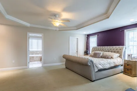 2 Lowther Place Nashua NH 03062