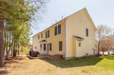 2 Lowther Place Nashua NH 03062