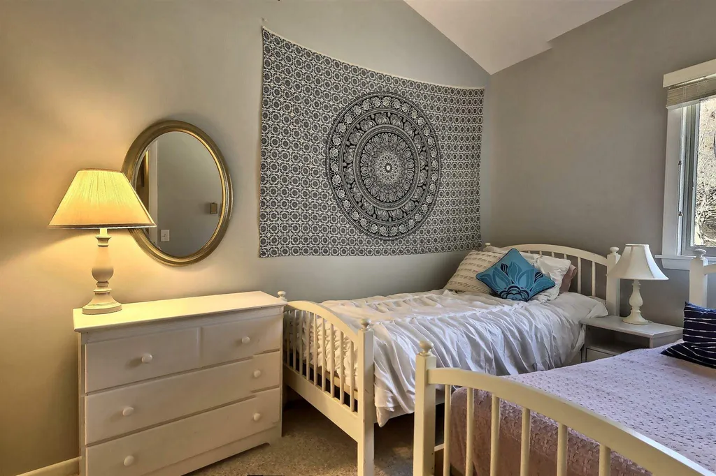 51 Upper Skijor Steppe Drive Sunapee NH 03782