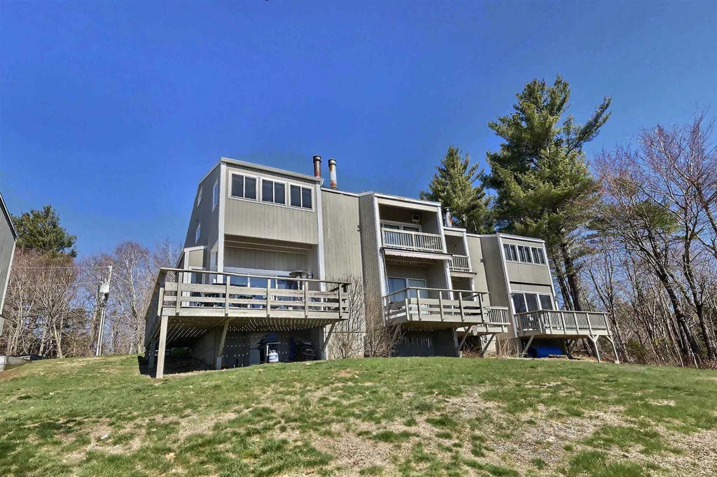 51 Upper Skijor Steppe Drive Sunapee NH 03782