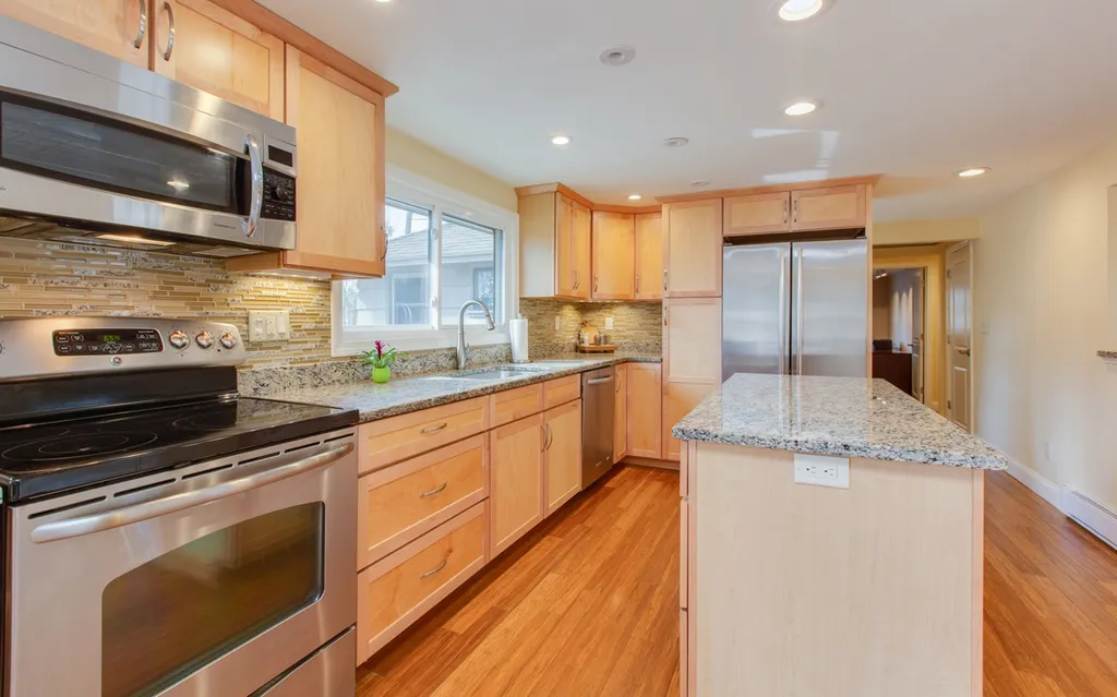 7 Walter Palmer Lane Salem NH 03079