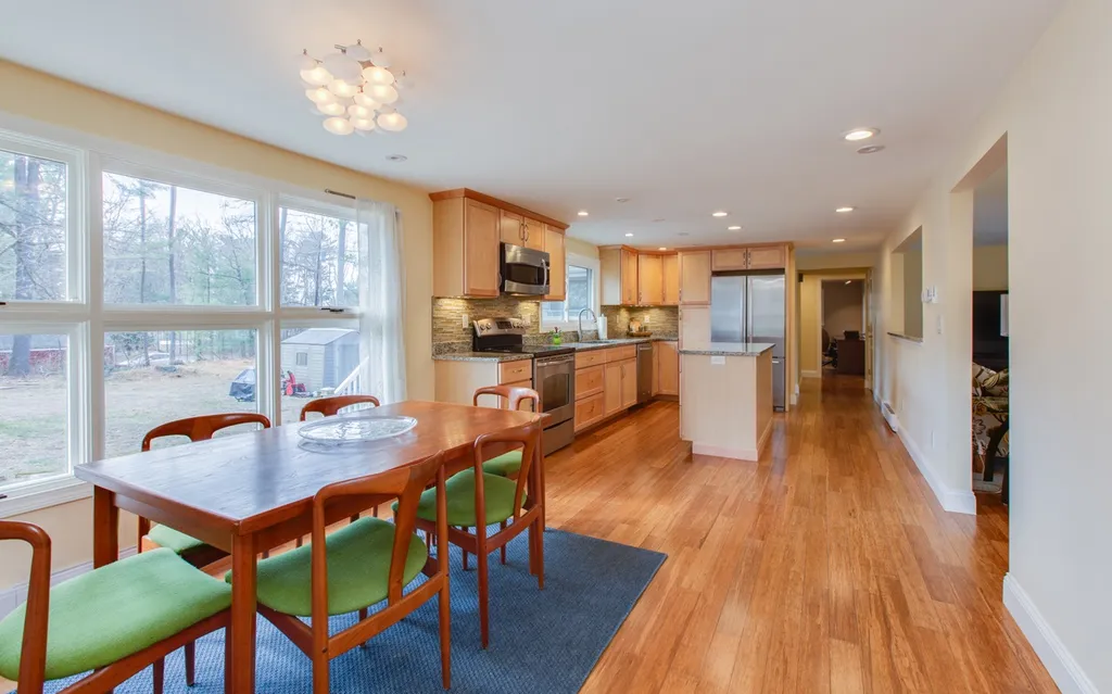 7 Walter Palmer Lane Salem NH 03079