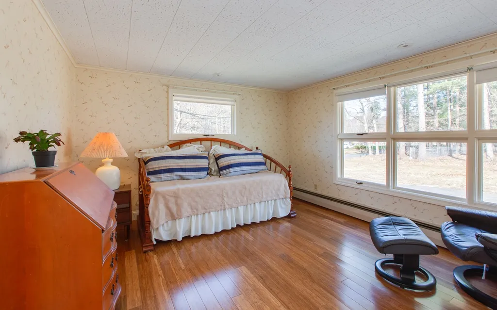 7 Walter Palmer Lane Salem NH 03079