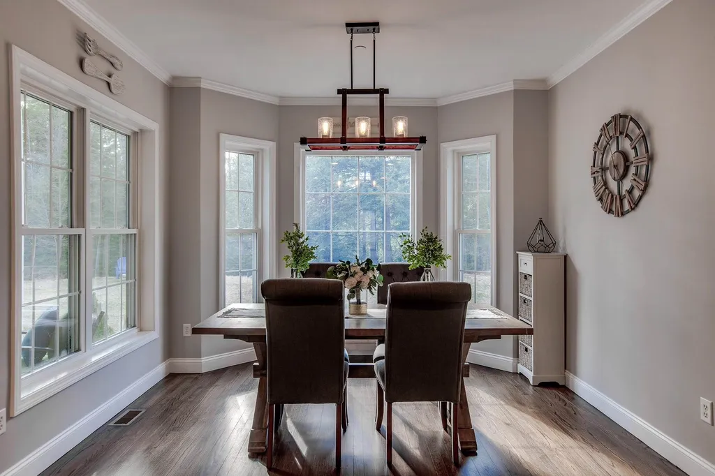 12 Warren Drive New Boston NH 03070