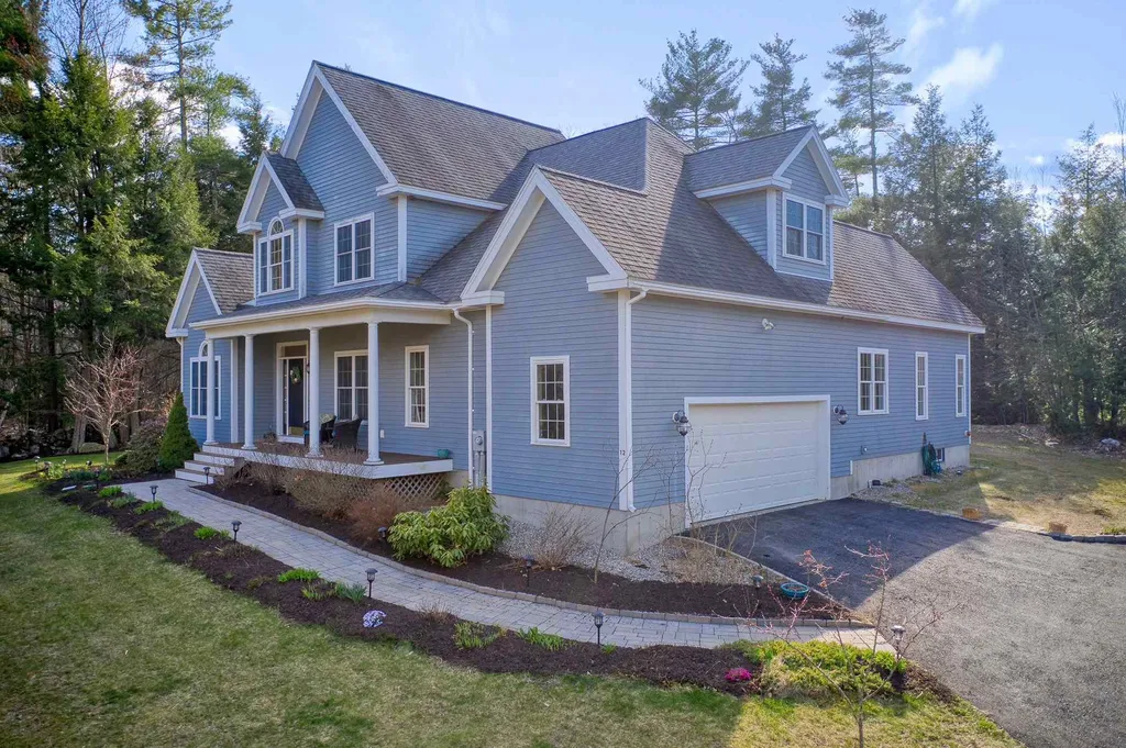 12 Warren Drive New Boston NH 03070
