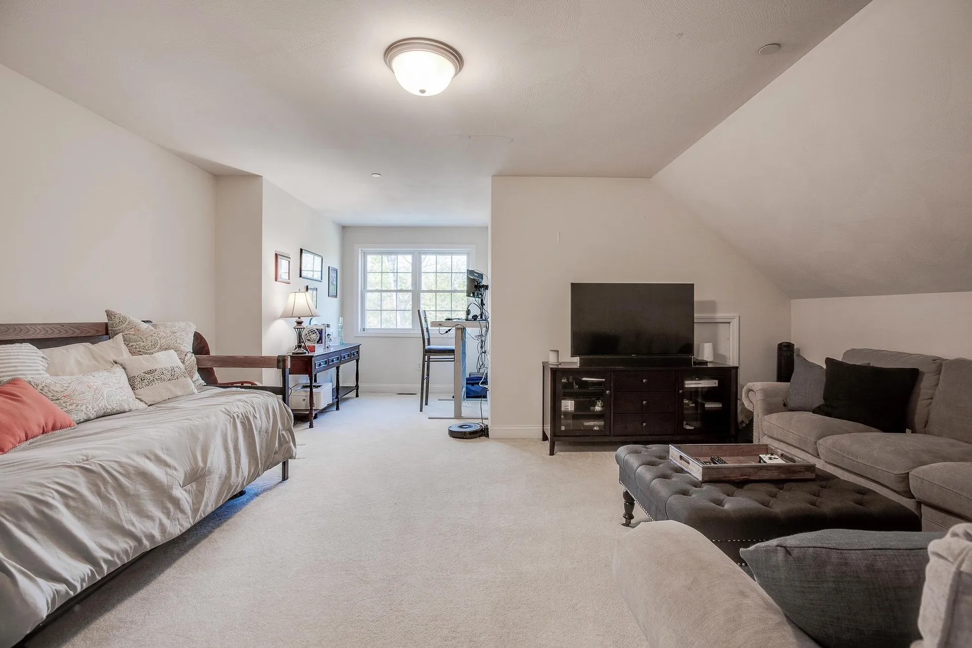 12 Warren Drive New Boston NH 03070