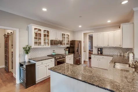12 Warren Drive New Boston NH 03070