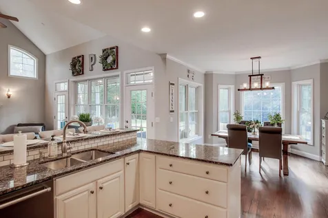 12 Warren Drive New Boston NH 03070