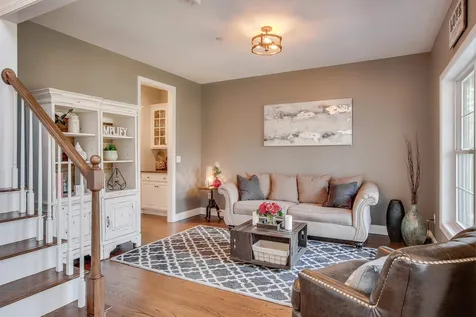 12 Warren Drive New Boston NH 03070