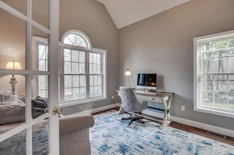 12 Warren Drive New Boston NH 03070