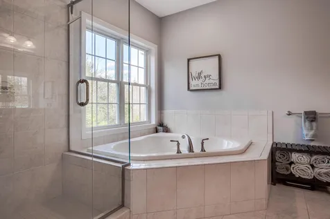 12 Warren Drive New Boston NH 03070