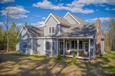 12 Warren Drive New Boston NH 03070