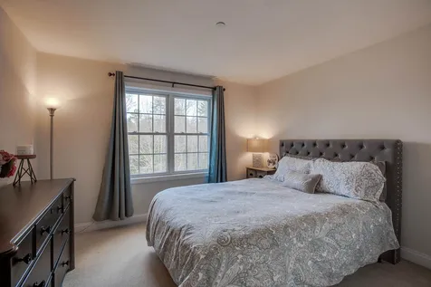 12 Warren Drive New Boston NH 03070