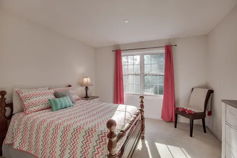12 Warren Drive New Boston NH 03070