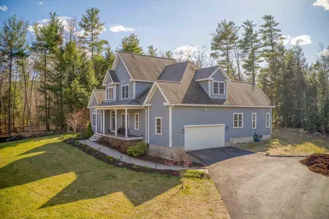 12 Warren Drive New Boston NH 03070