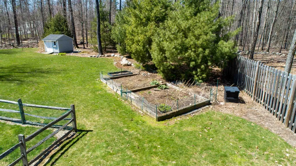 360 Mending Walls Road Manchester VT 05255