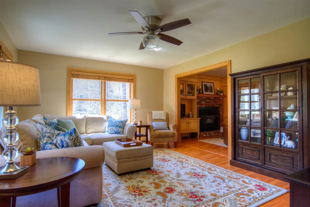 360 Mending Walls Road Manchester VT 05255