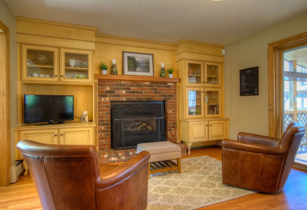 360 Mending Walls Road Manchester VT 05255