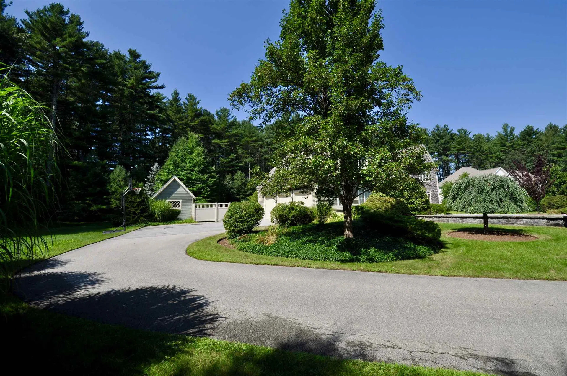 21 Cummings Lane Hollis NH 03049