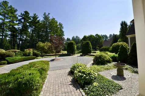 21 Cummings Lane Hollis NH 03049