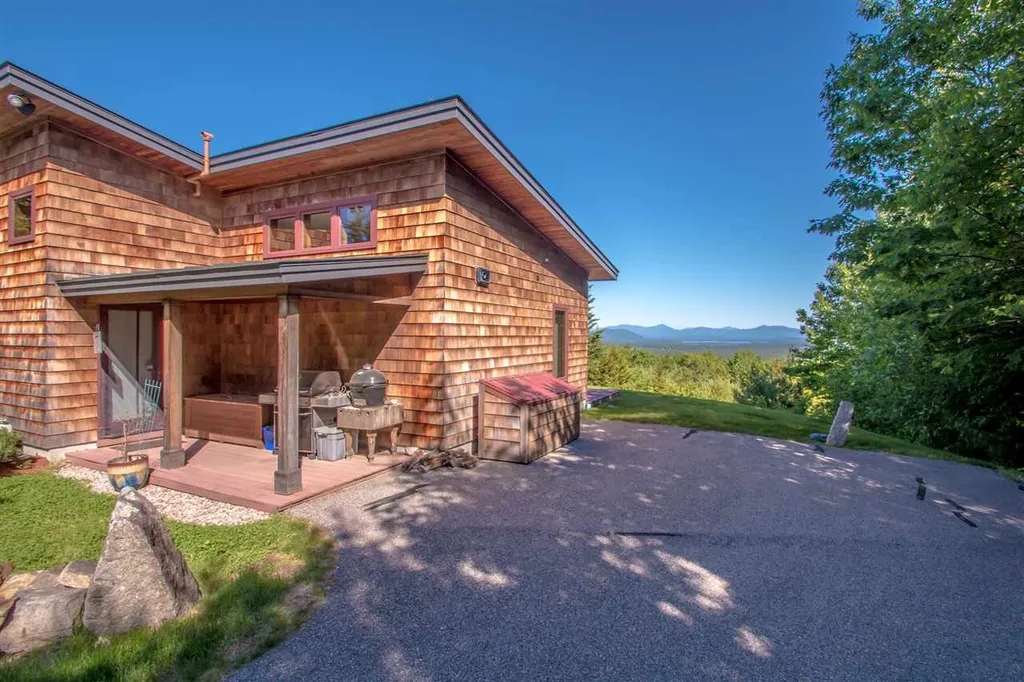 3 Pocket Mountain Road Ossipee NH 03864