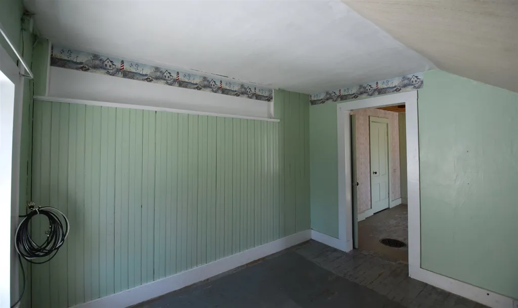 49 East Street Bristol VT 05443
