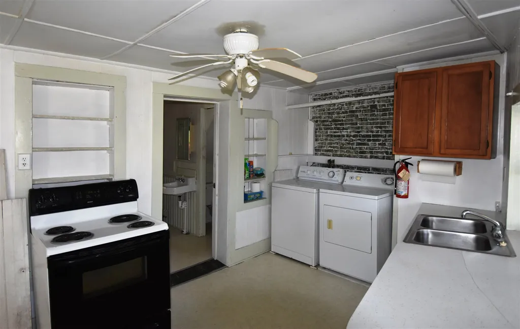 49 East Street Bristol VT 05443
