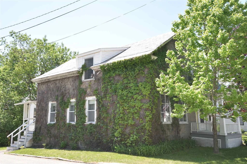 49 East Street Bristol VT 05443