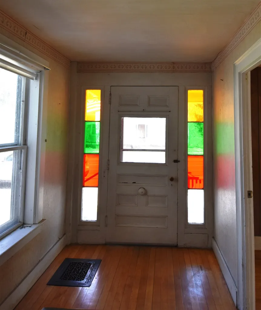 49 East Street Bristol VT 05443