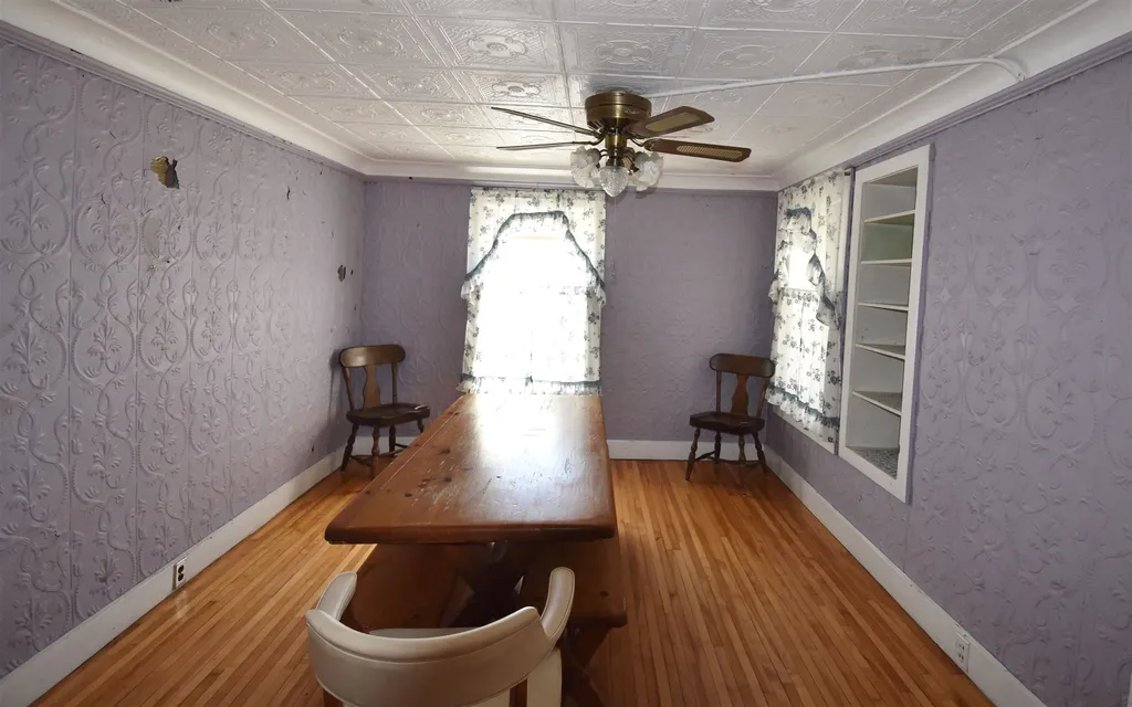 49 East Street Bristol VT 05443