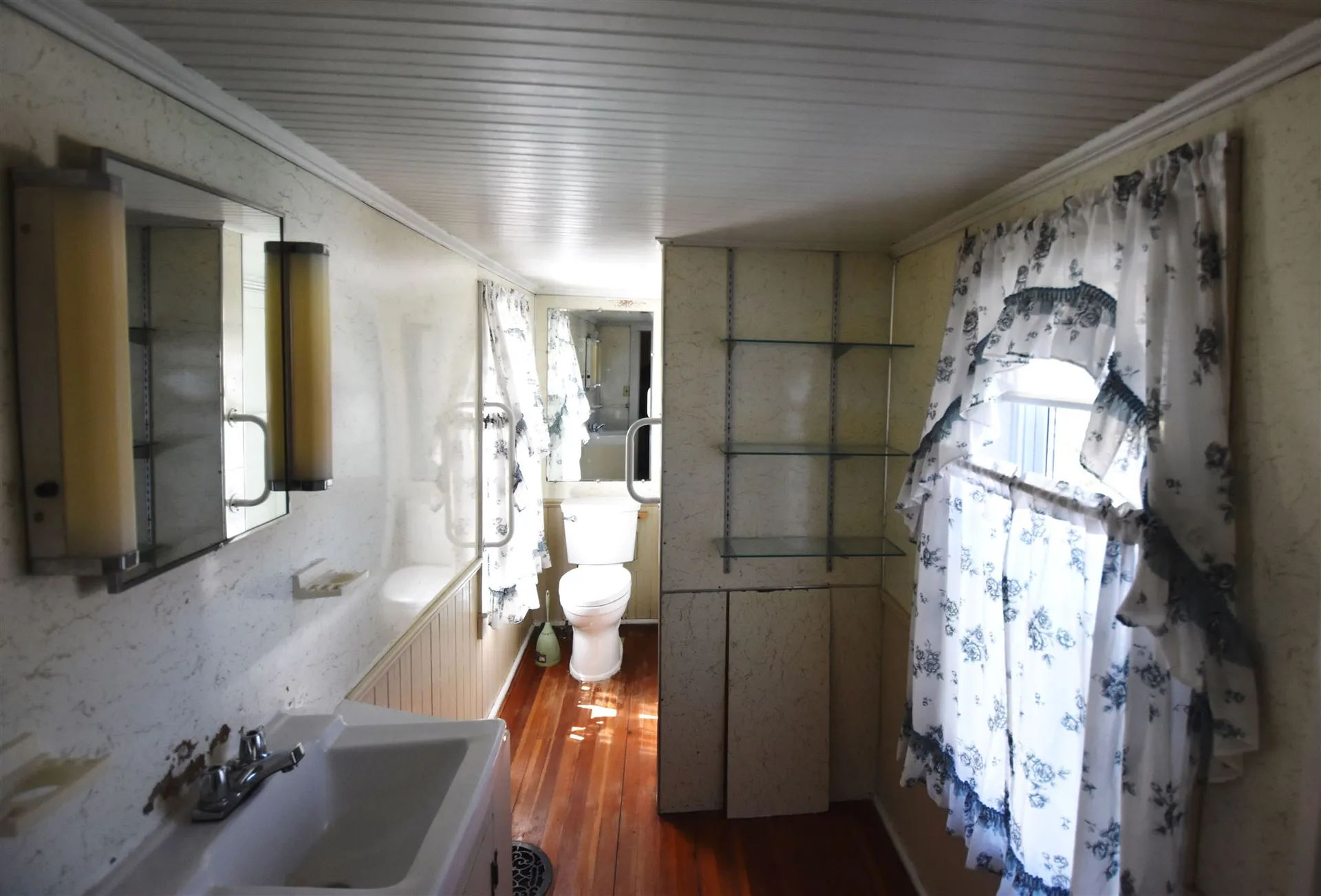 49 East Street Bristol VT 05443