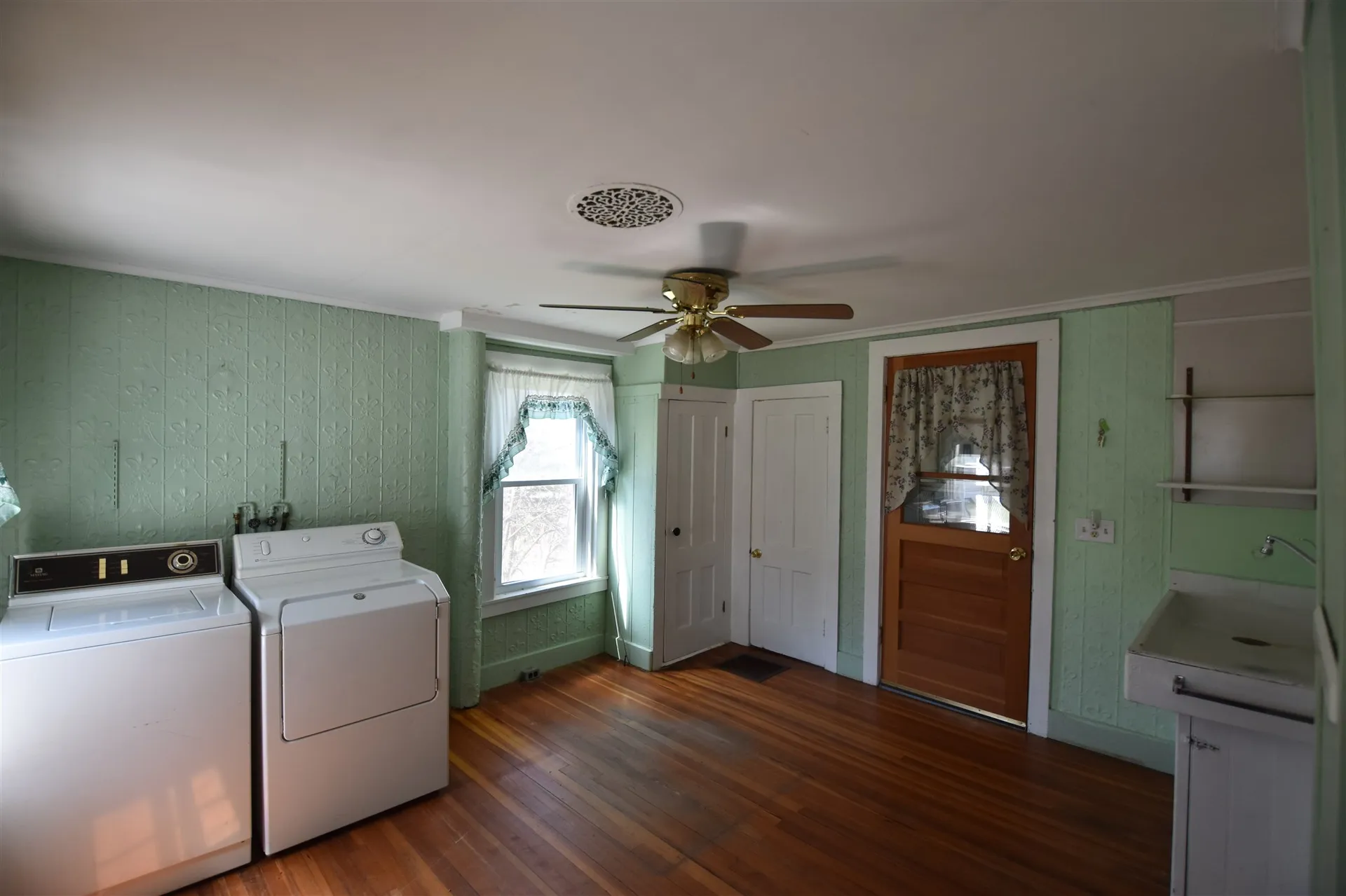 49 East Street Bristol VT 05443