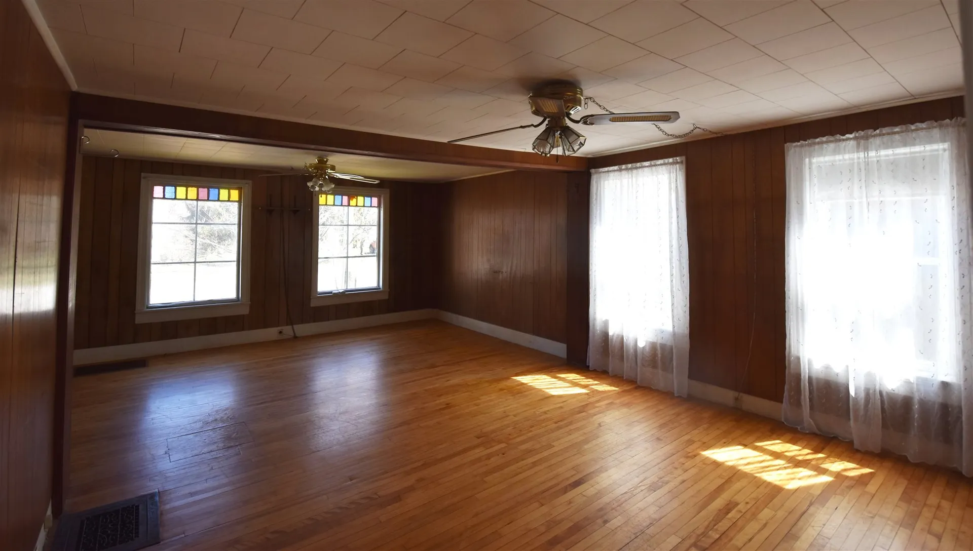 49 East Street Bristol VT 05443