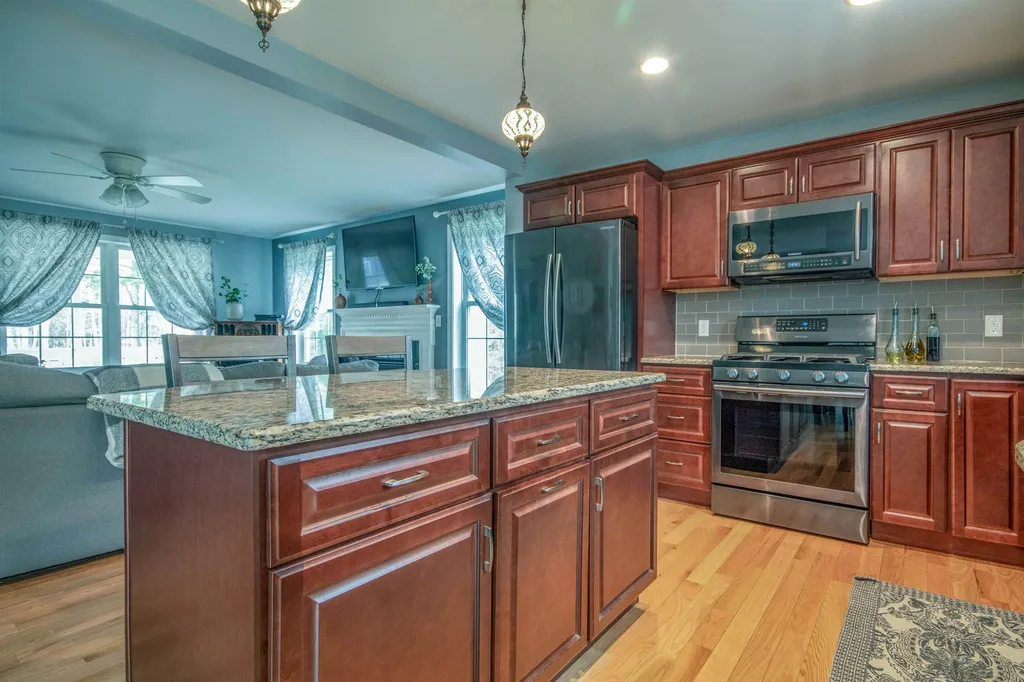 150a Emerald Drive Danville NH 03819