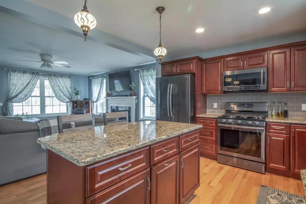 150a Emerald Drive Danville NH 03819