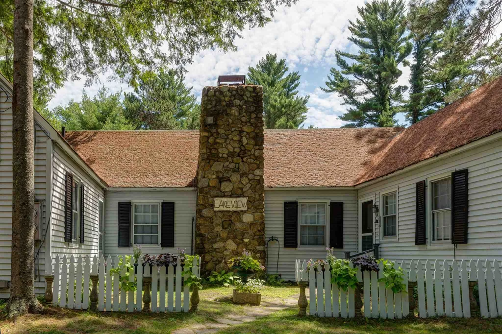 68 Burkehaven Lane Sunapee NH 03782
