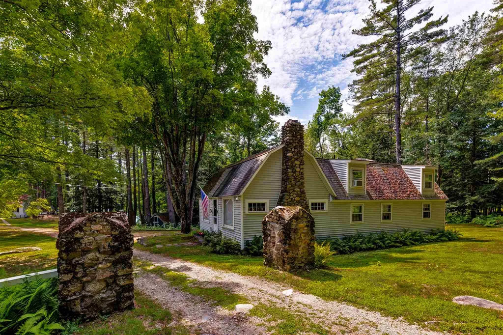 68 Burkehaven Lane Sunapee NH 03782