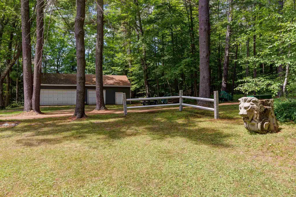 68 Burkehaven Lane Sunapee NH 03782